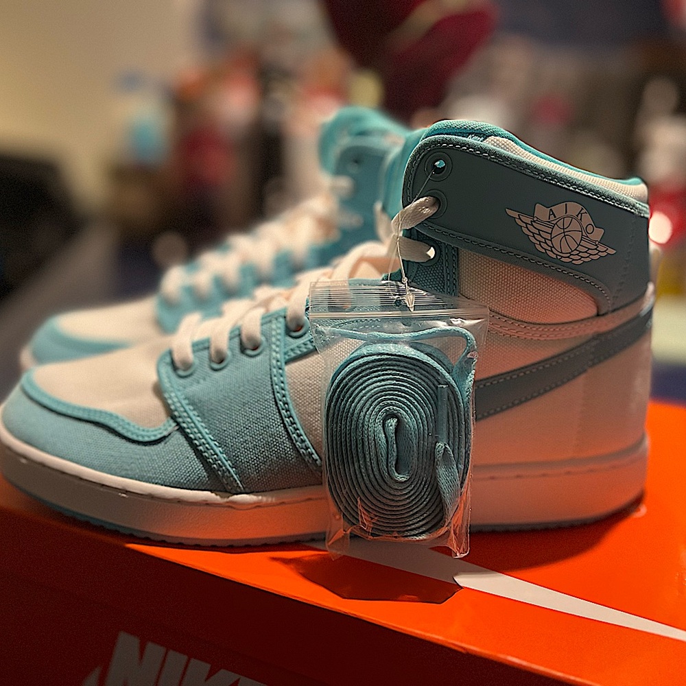 Jordan AJKO aqua blue / white